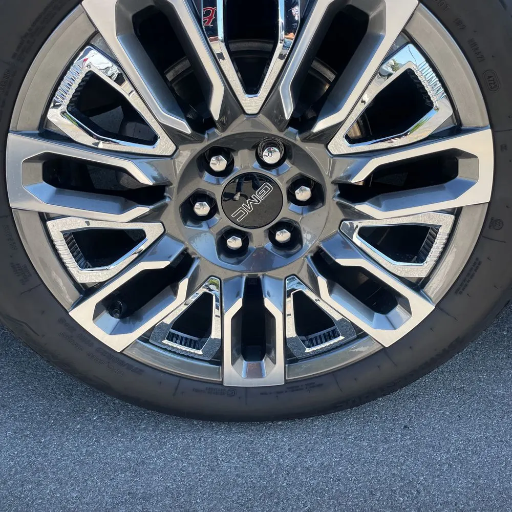 2024 GMC Yukon Denali Ultimate