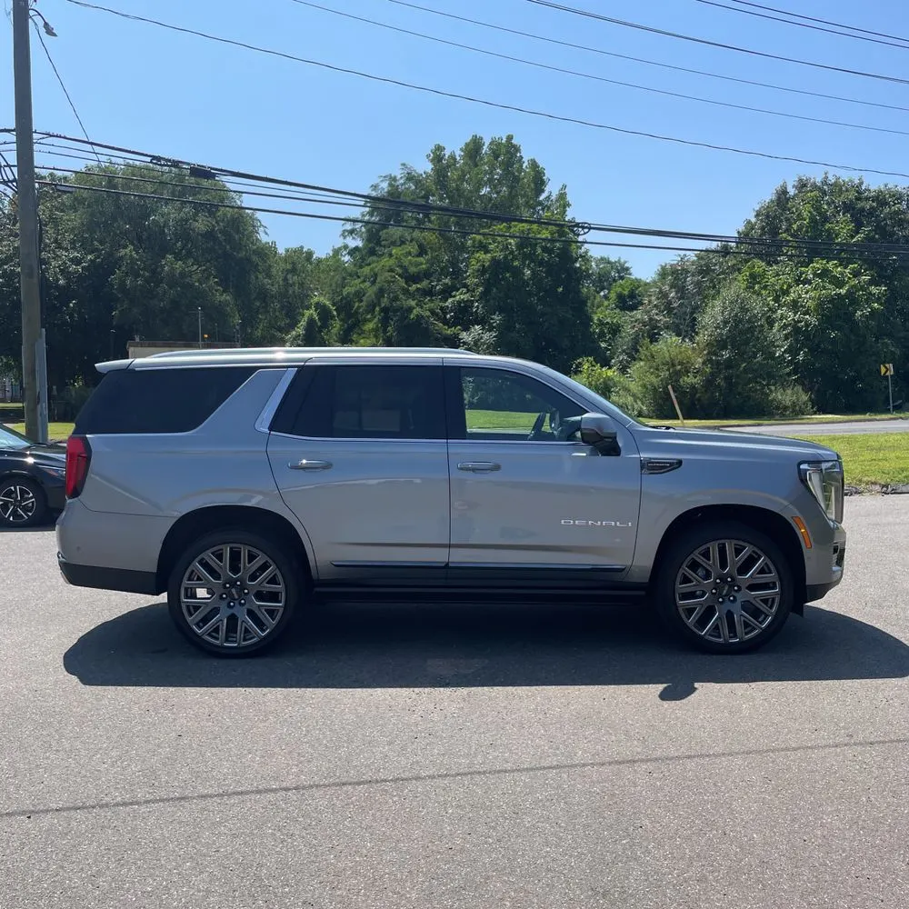 2025 GMC Yukon Denali Ultimate
