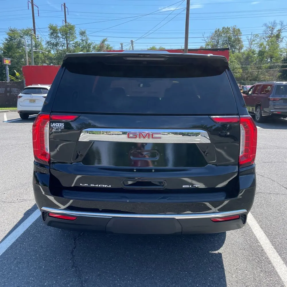 2023 GMC Yukon XL SLT