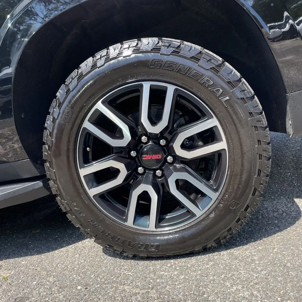 2022 GMC Yukon XL AT4