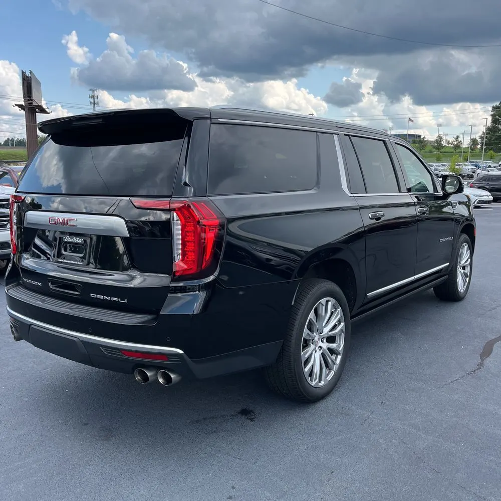 2022 GMC Yukon XL Denali