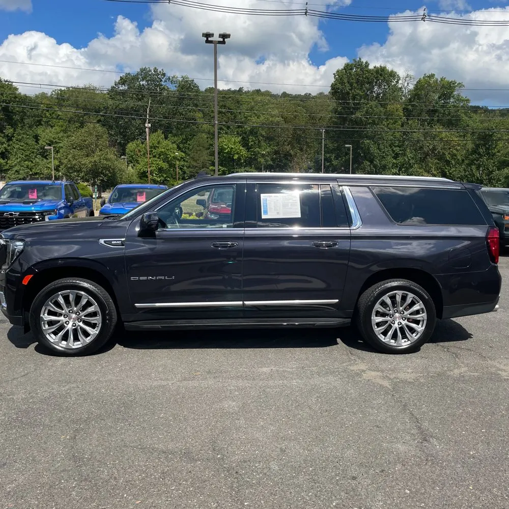 2024 GMC Yukon XL Denali