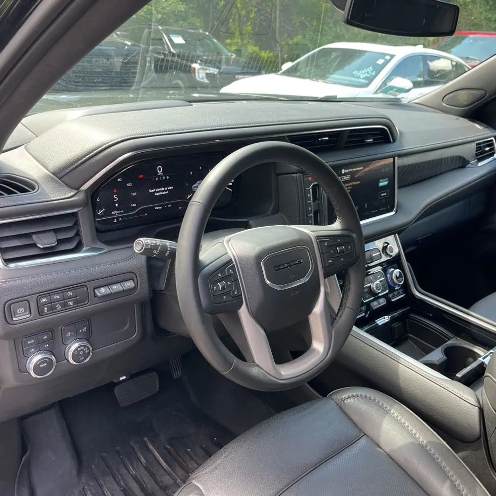 2023 GMC Yukon XL Denali