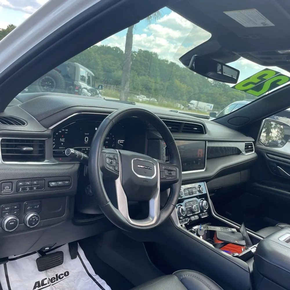 2023 GMC Yukon XL Denali