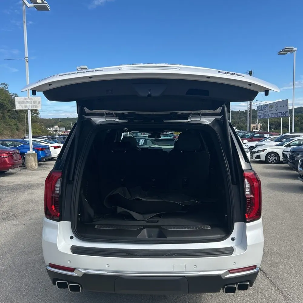 2025 GMC Yukon XL Denali