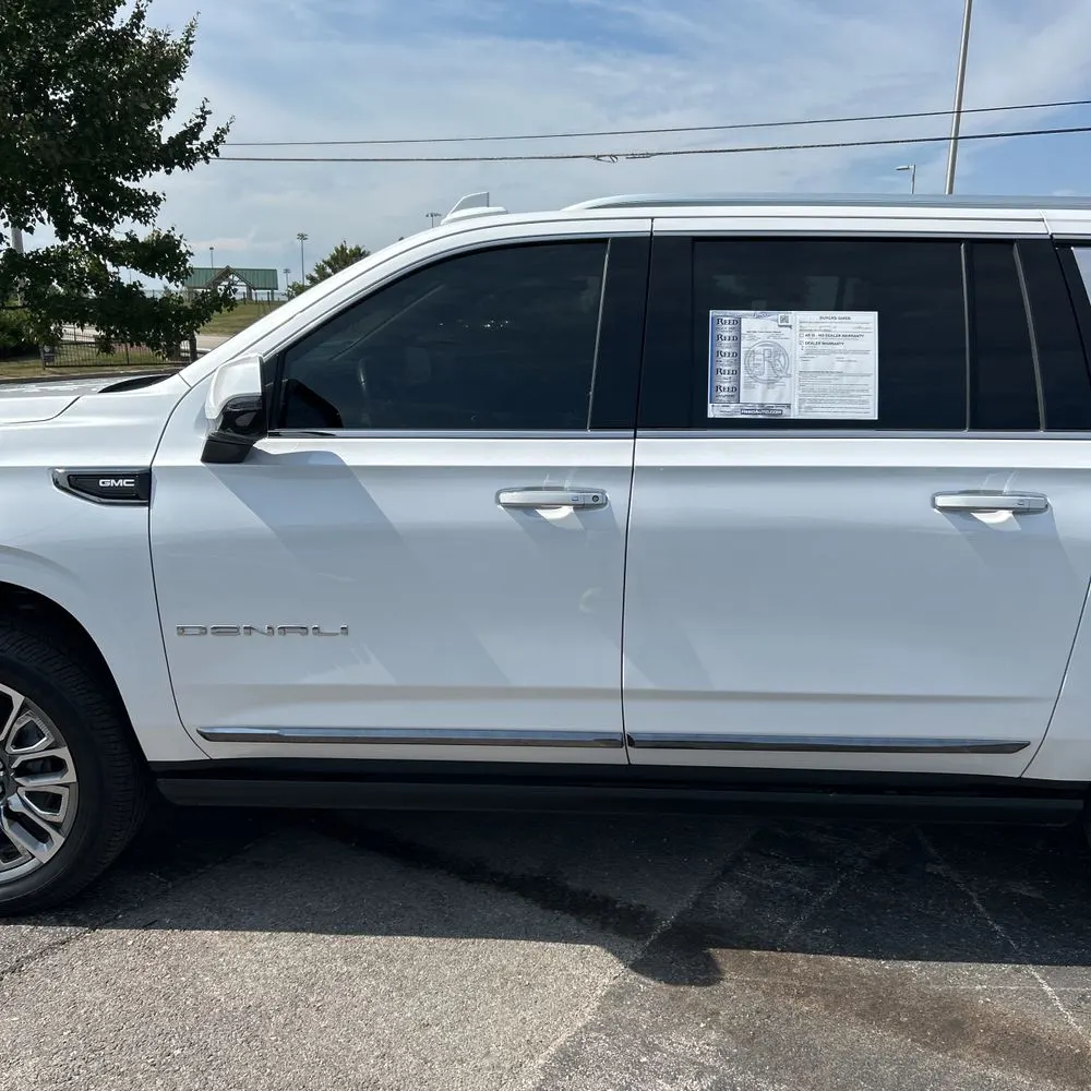 2023 GMC Yukon XL Denali Ultimate