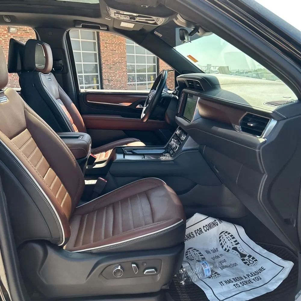 2023 GMC Yukon XL Denali Ultimate