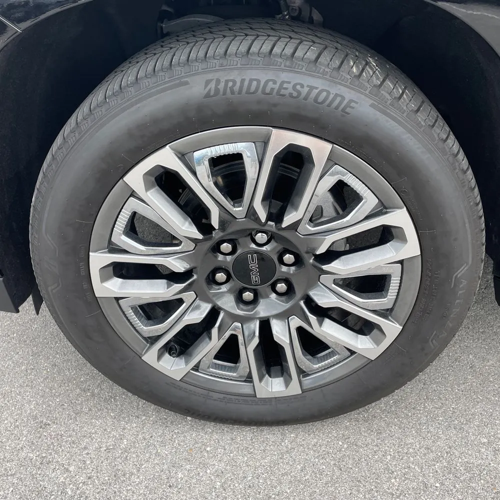 2024 GMC Yukon XL Denali Ultimate