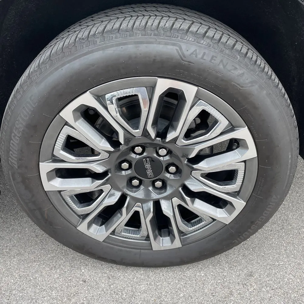 2024 GMC Yukon XL Denali Ultimate