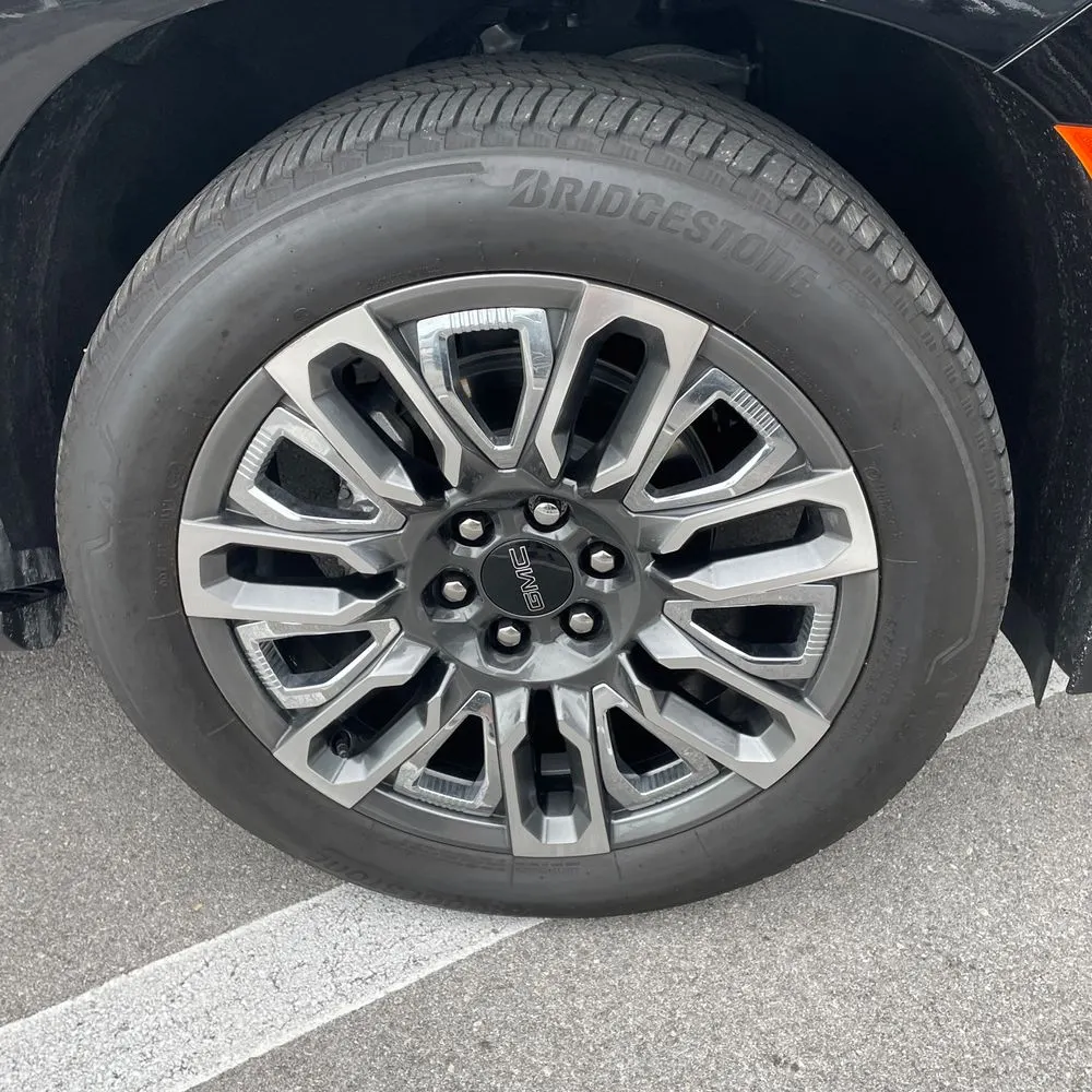 2024 GMC Yukon XL Denali Ultimate