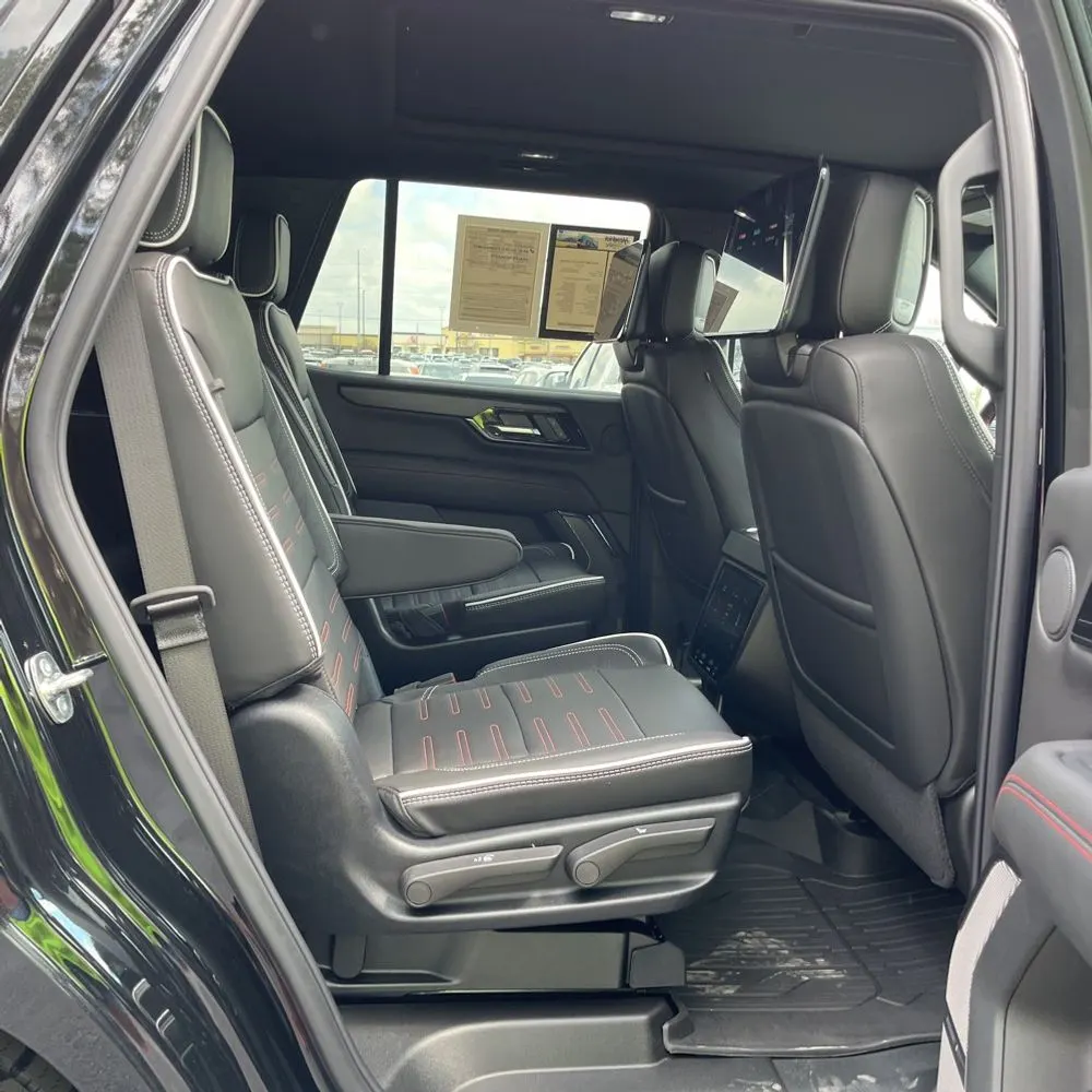 2025 GMC Yukon AT4 Ultimate