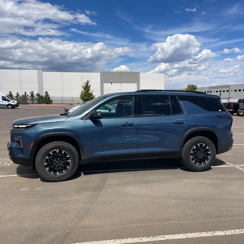 2025 Chevrolet Traverse Z71