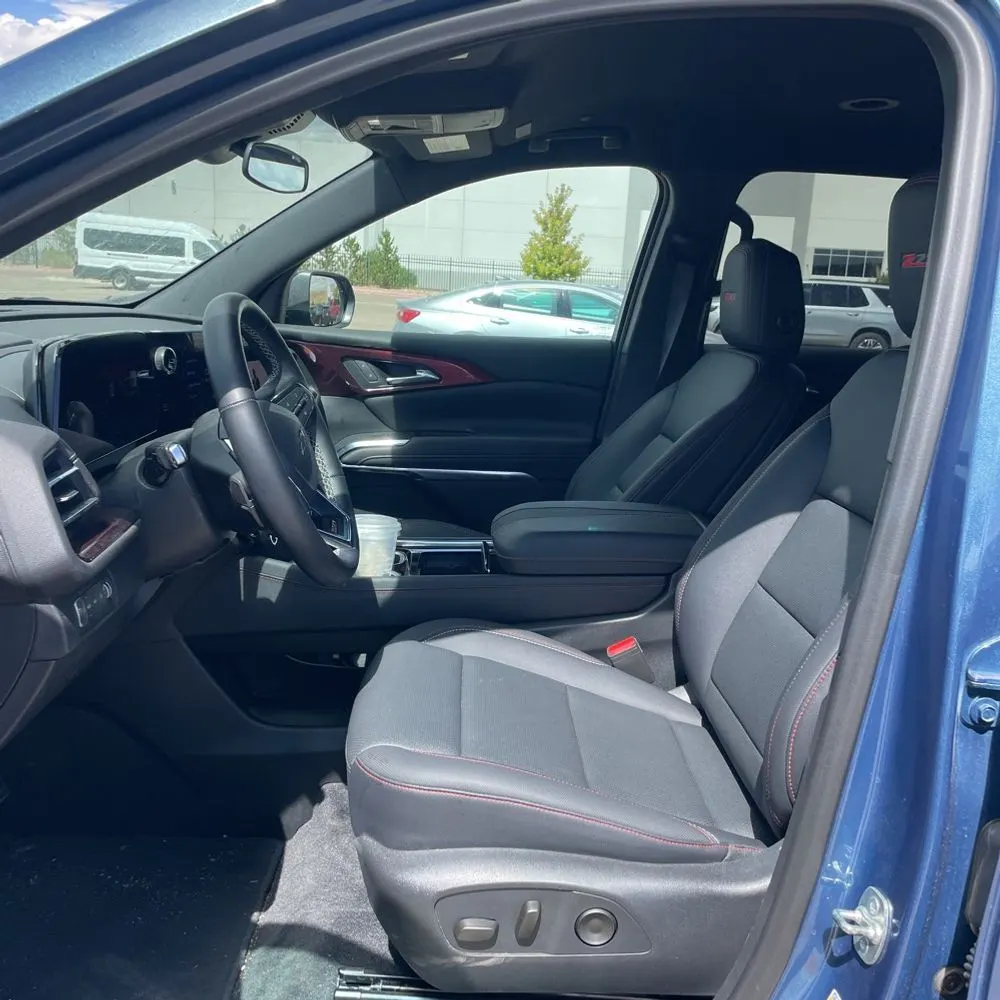 2025 Chevrolet Traverse Z71