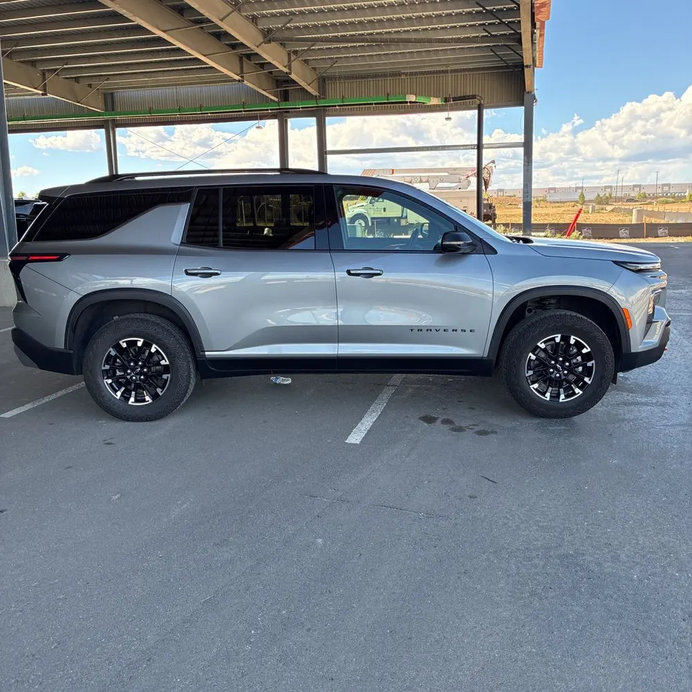2025 Chevrolet Traverse Z71