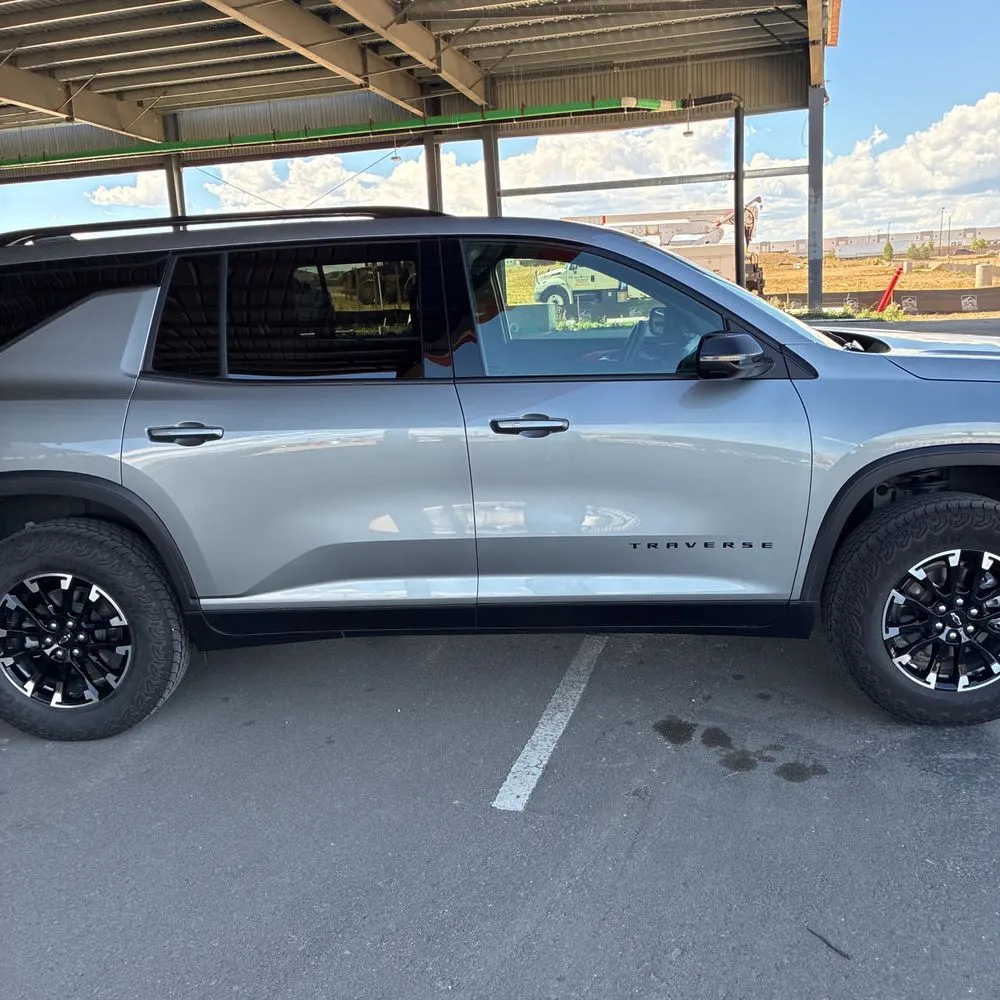 2025 Chevrolet Traverse Z71