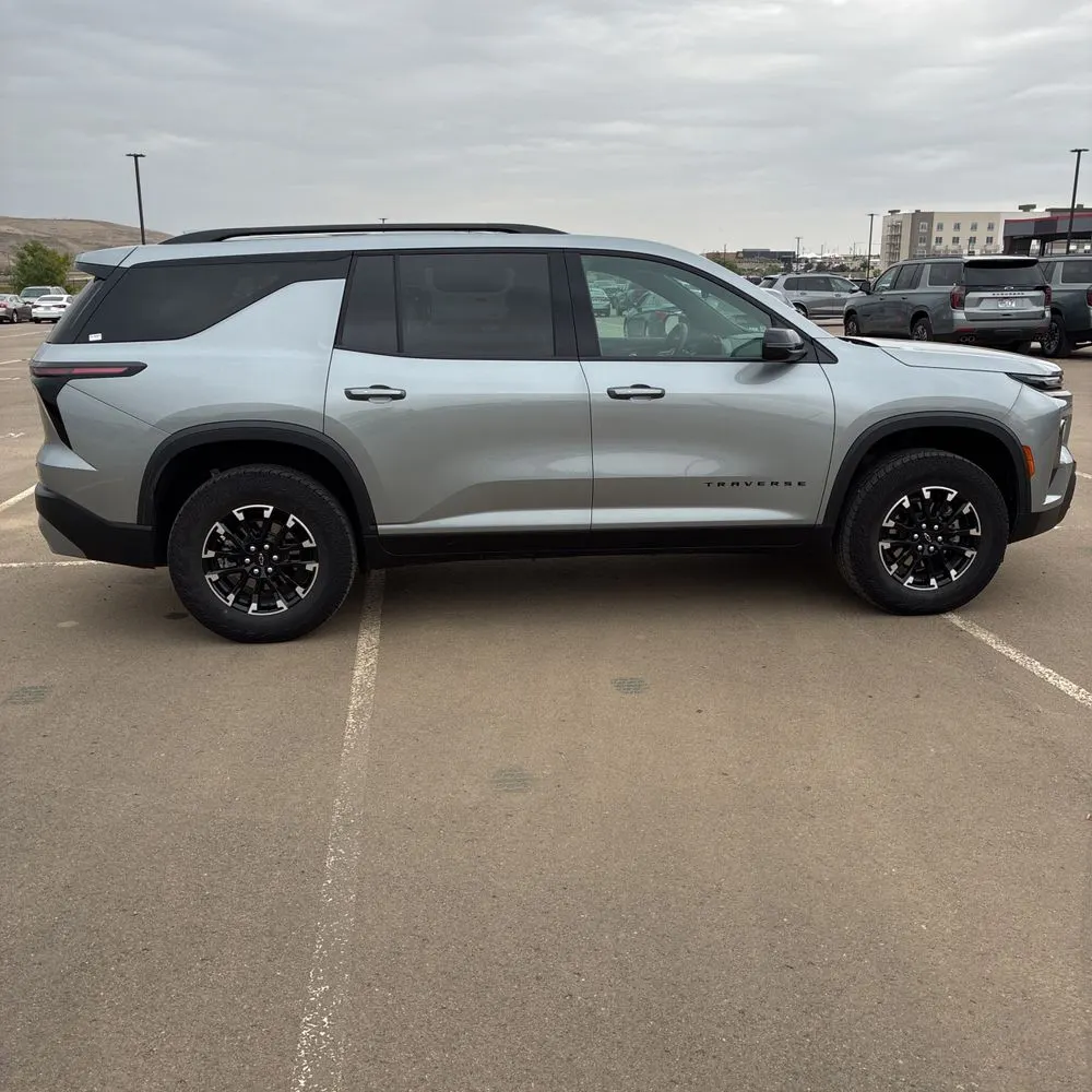 2025 Chevrolet Traverse Z71