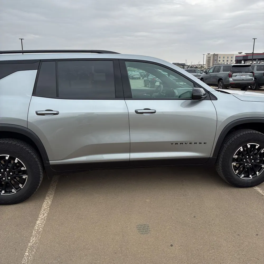 2025 Chevrolet Traverse Z71