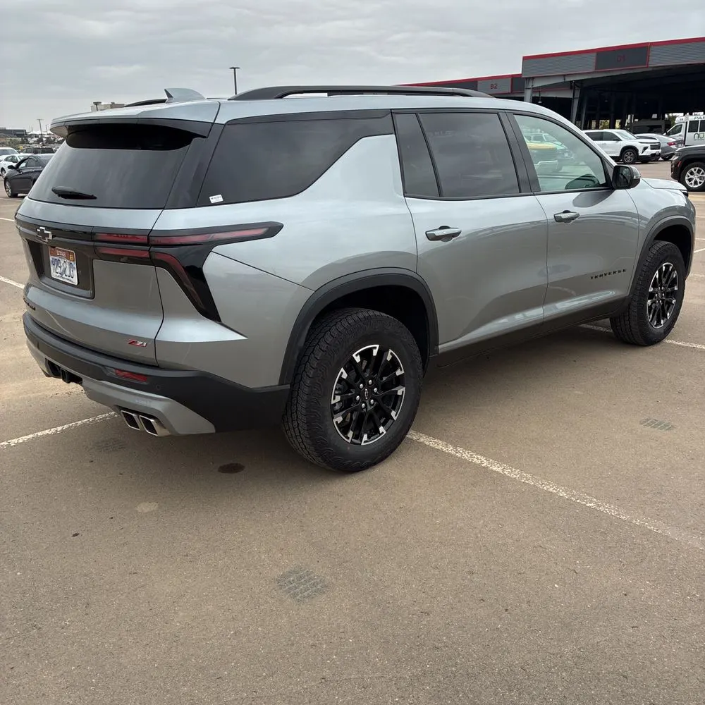 2025 Chevrolet Traverse Z71