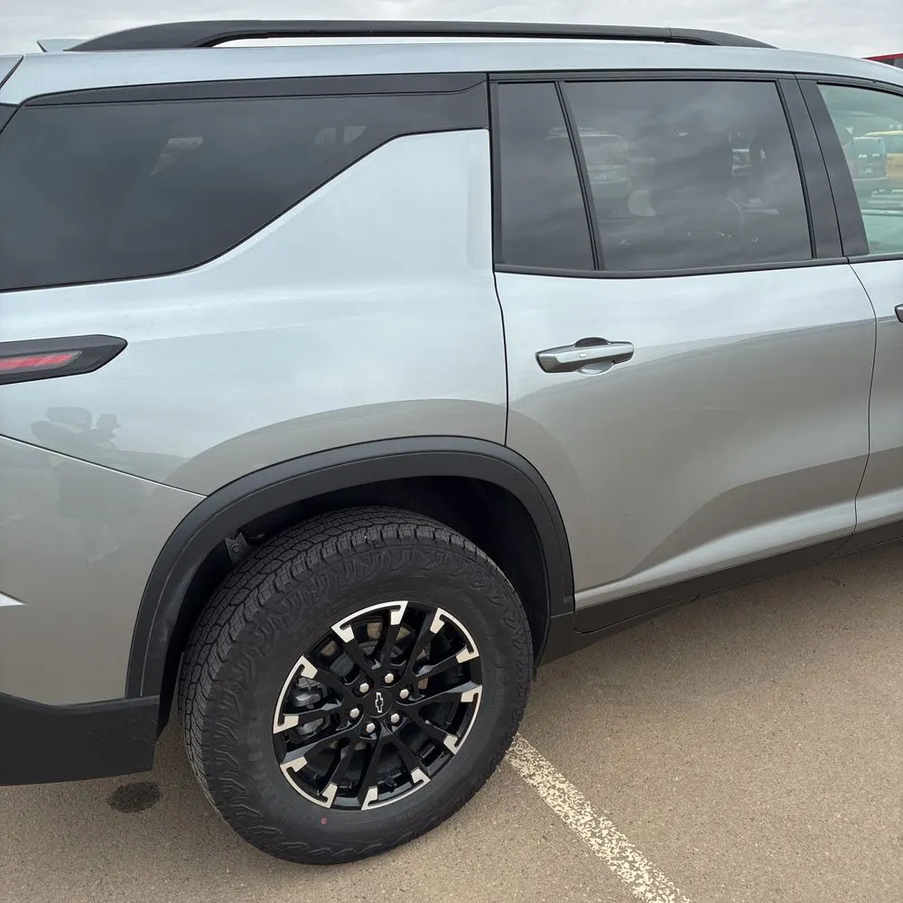 2025 Chevrolet Traverse Z71