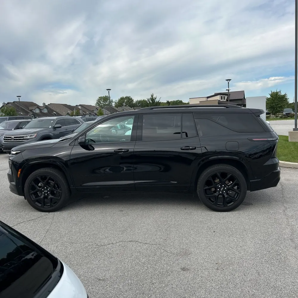 2024 Chevrolet Traverse RS