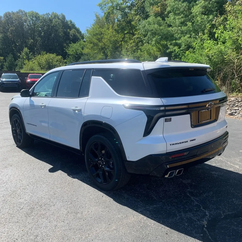 2024 Chevrolet Traverse RS