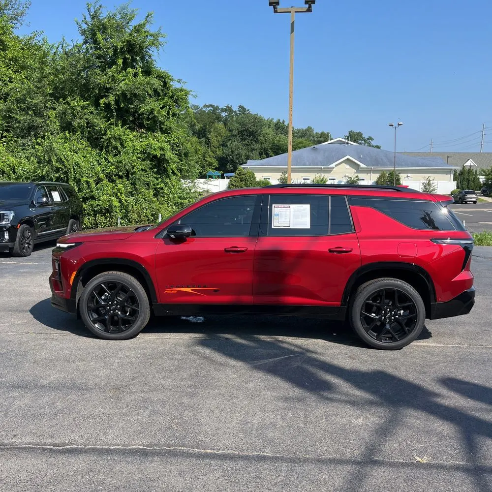 2024 Chevrolet Traverse RS