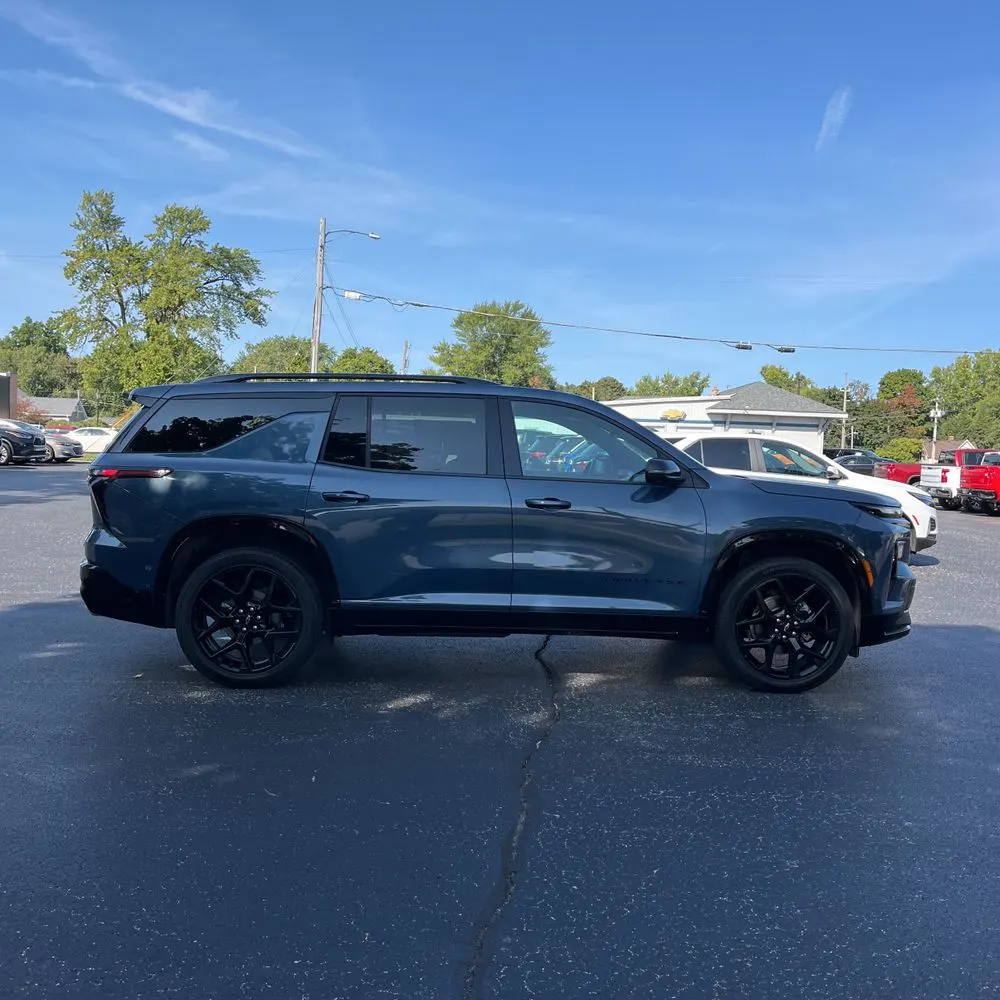 2024 Chevrolet Traverse RS