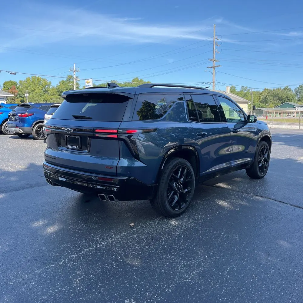 2024 Chevrolet Traverse RS