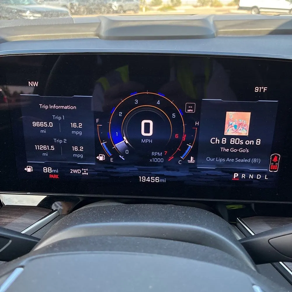 2025 Chevrolet Suburban Z71