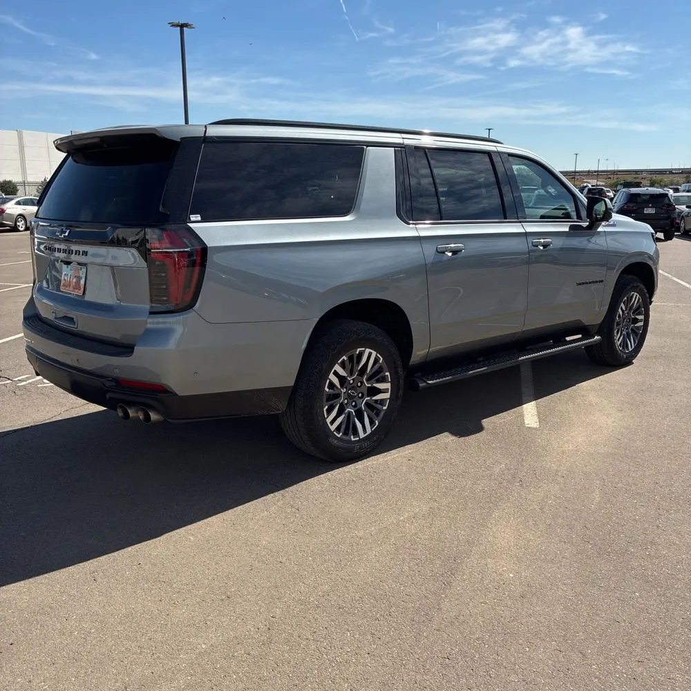 2025 Chevrolet Suburban Z71