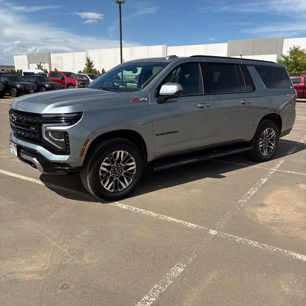 2025 Chevrolet Suburban Z71