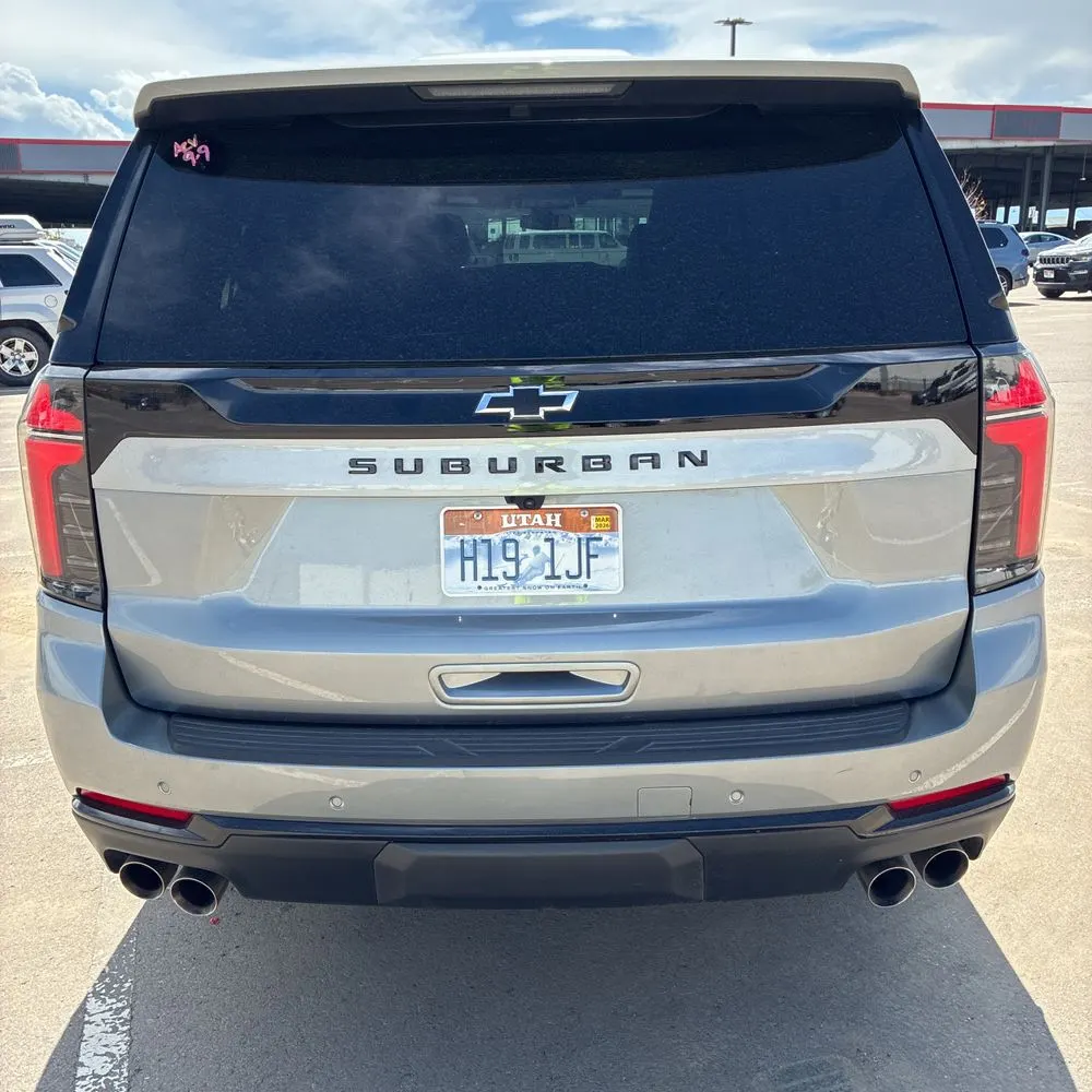 2025 Chevrolet Suburban Z71