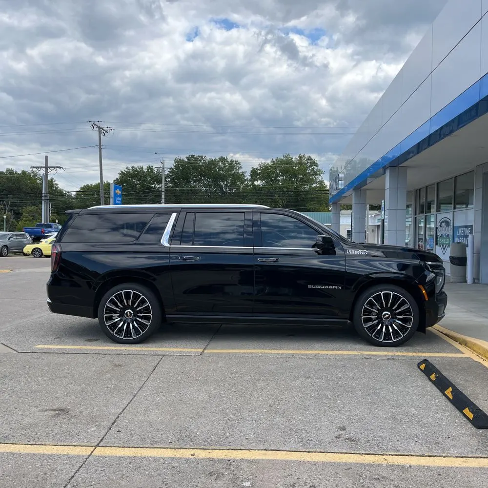 2025 Chevrolet Suburban High Country
