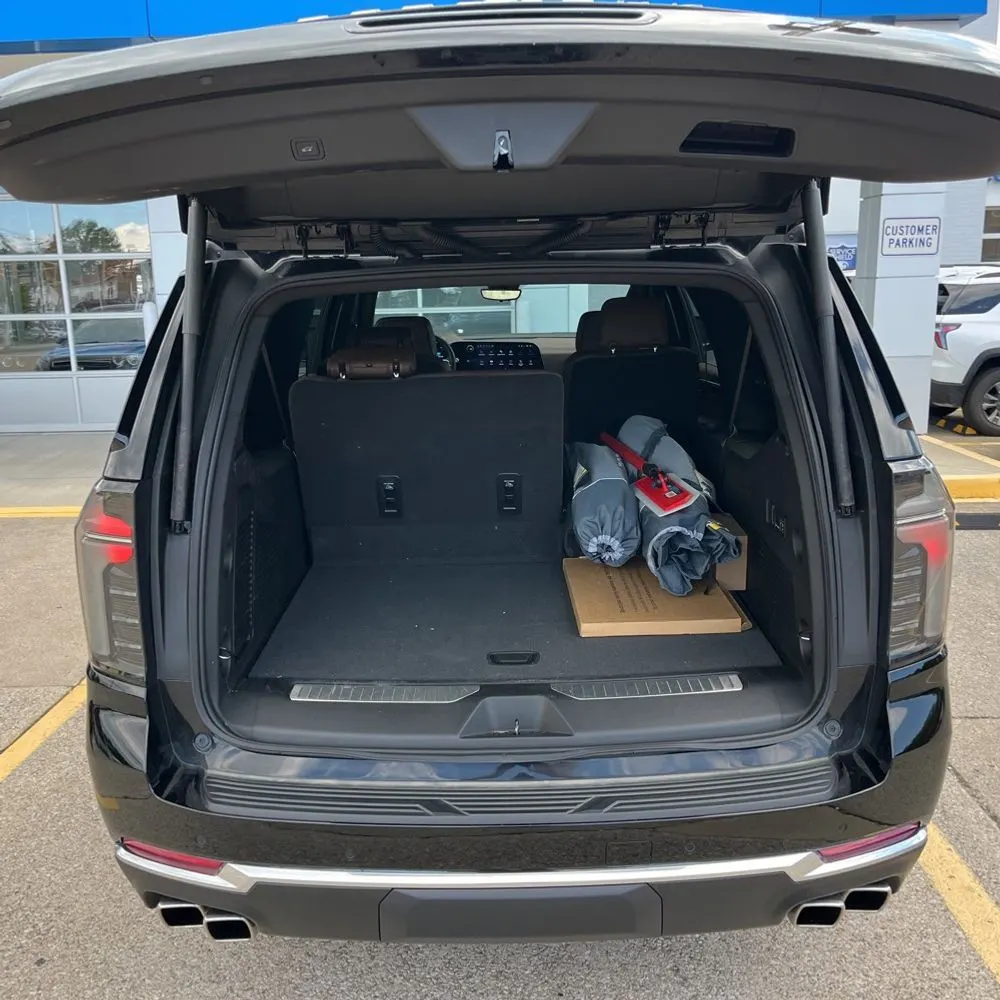 2025 Chevrolet Suburban High Country