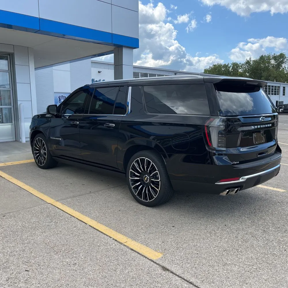 2025 Chevrolet Suburban High Country