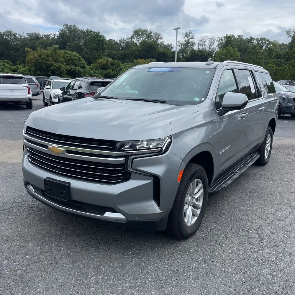 2024 Chevrolet Suburban LT