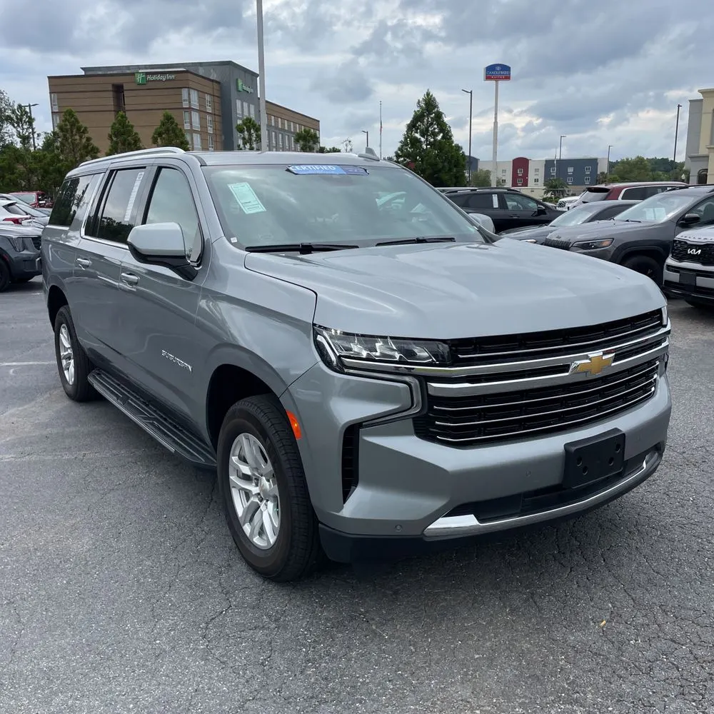 2024 Chevrolet Suburban LT