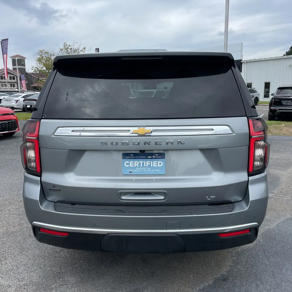 2024 Chevrolet Suburban LT