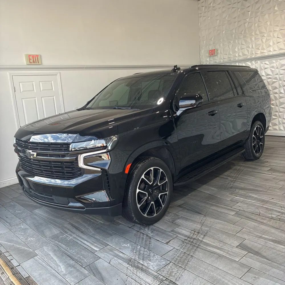 2024 Chevrolet Suburban RST