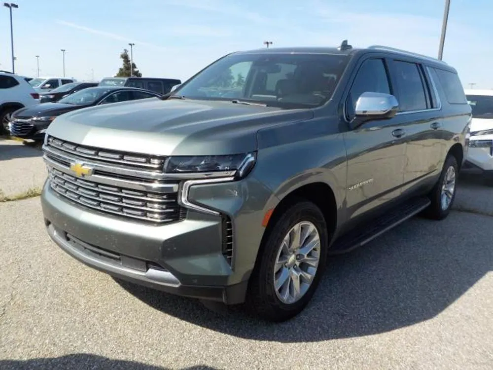 2023 Chevrolet Suburban Premier
