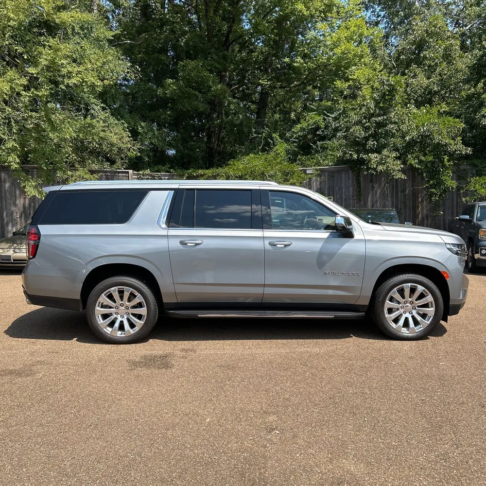 2024 Chevrolet Suburban Premier