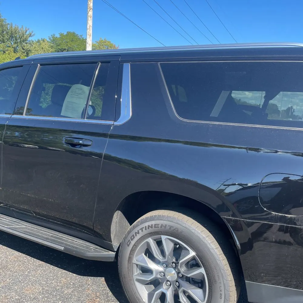 2023 Chevrolet Suburban LS