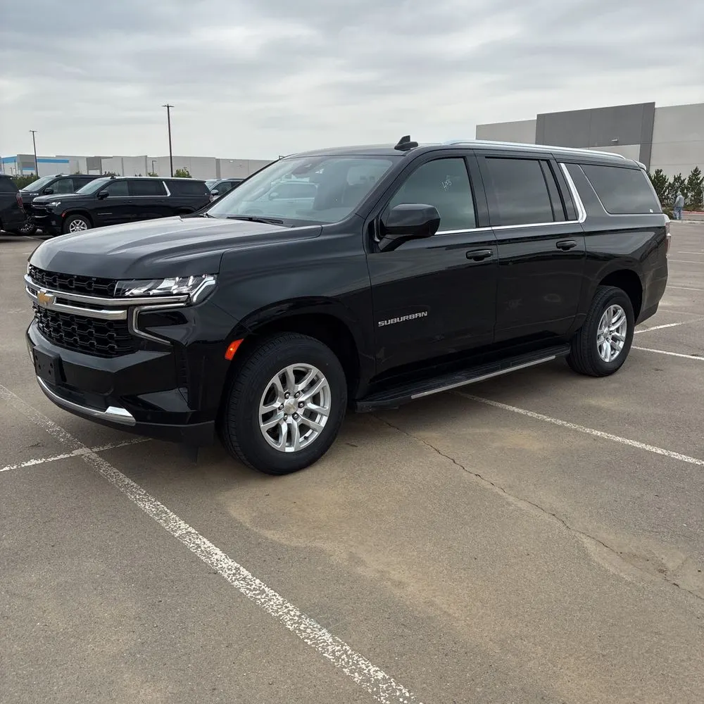 2024 Chevrolet Suburban LS