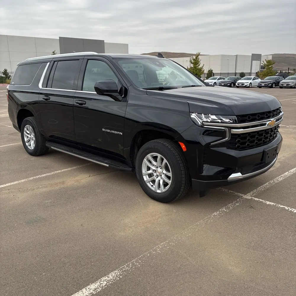 2024 Chevrolet Suburban LS