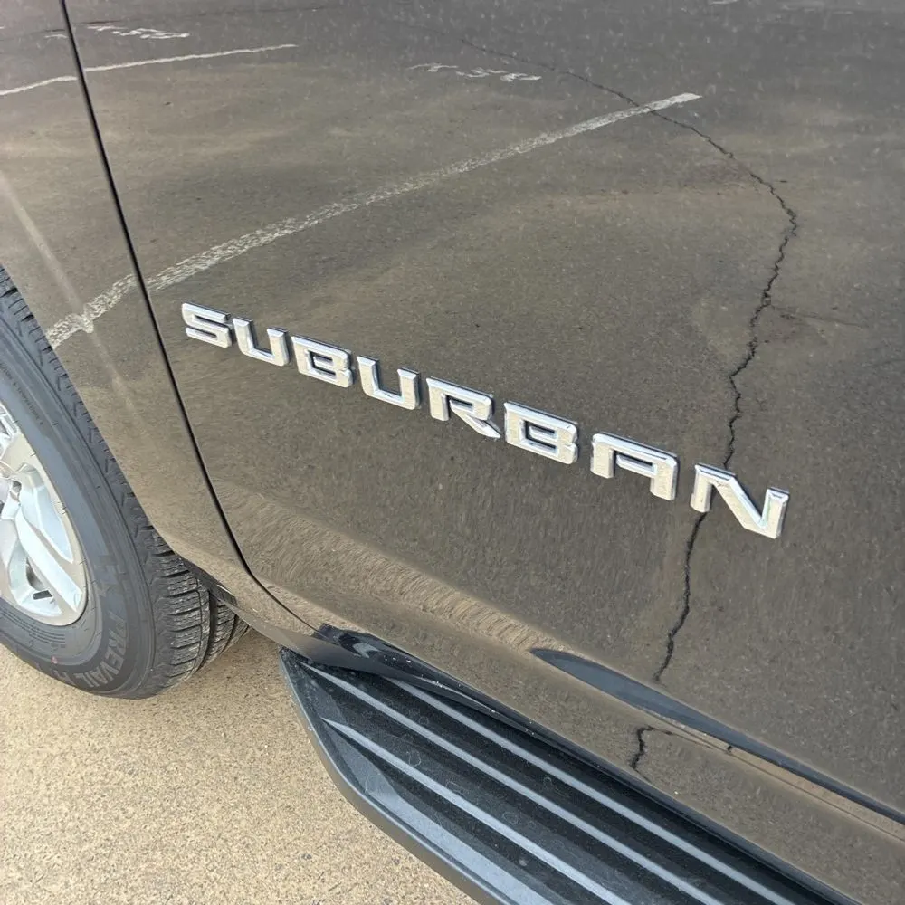 2024 Chevrolet Suburban LS