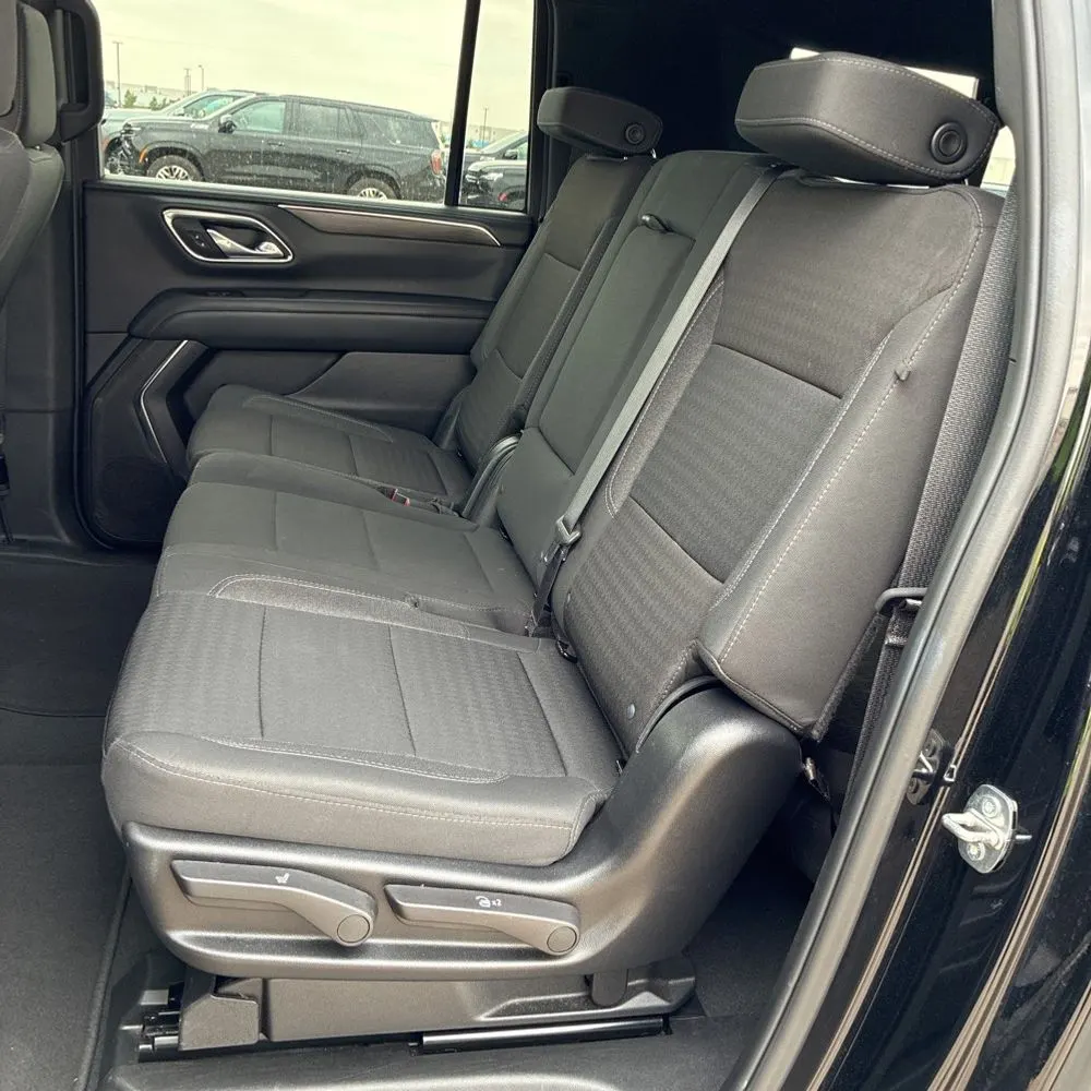 2024 Chevrolet Suburban LS