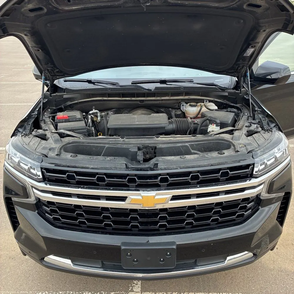 2024 Chevrolet Suburban LS