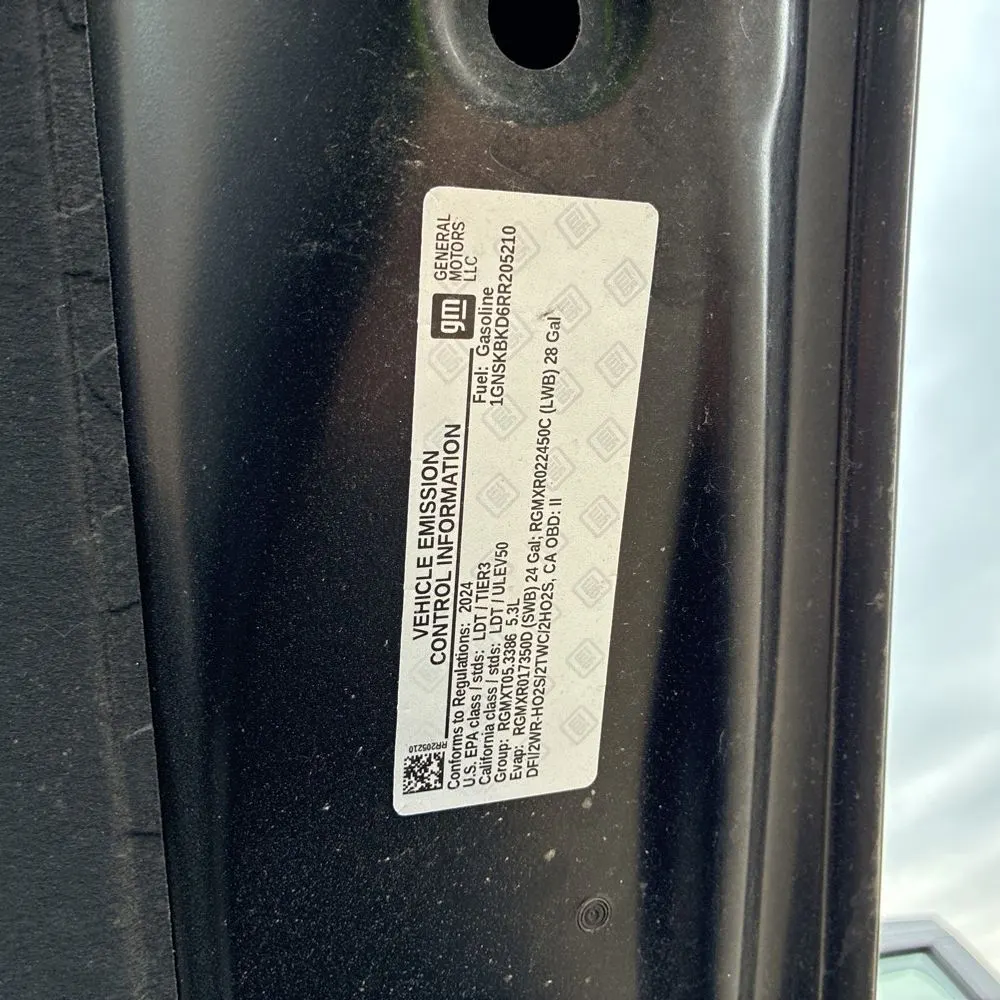 2024 Chevrolet Suburban LS