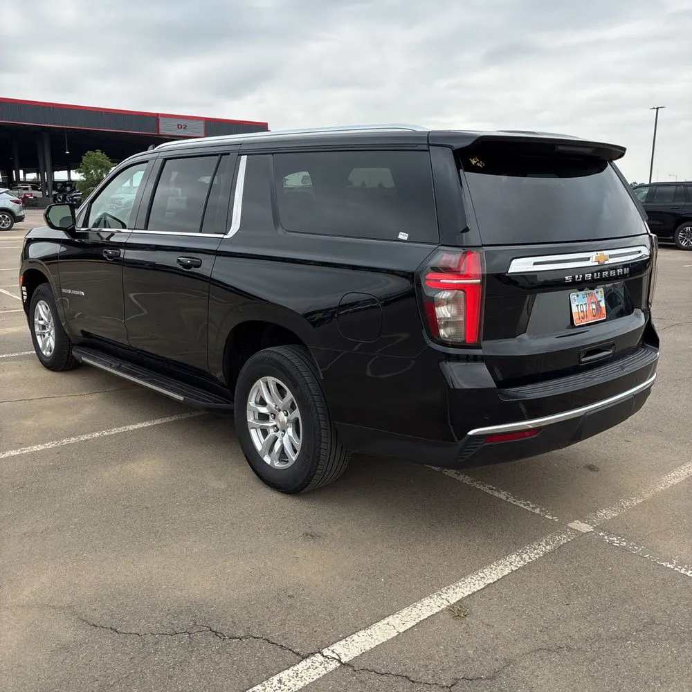 2024 Chevrolet Suburban LS