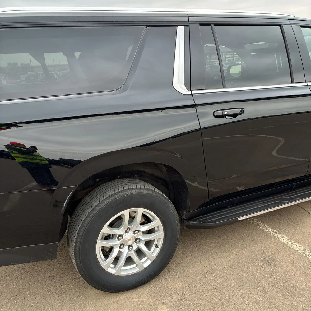 2024 Chevrolet Suburban LS